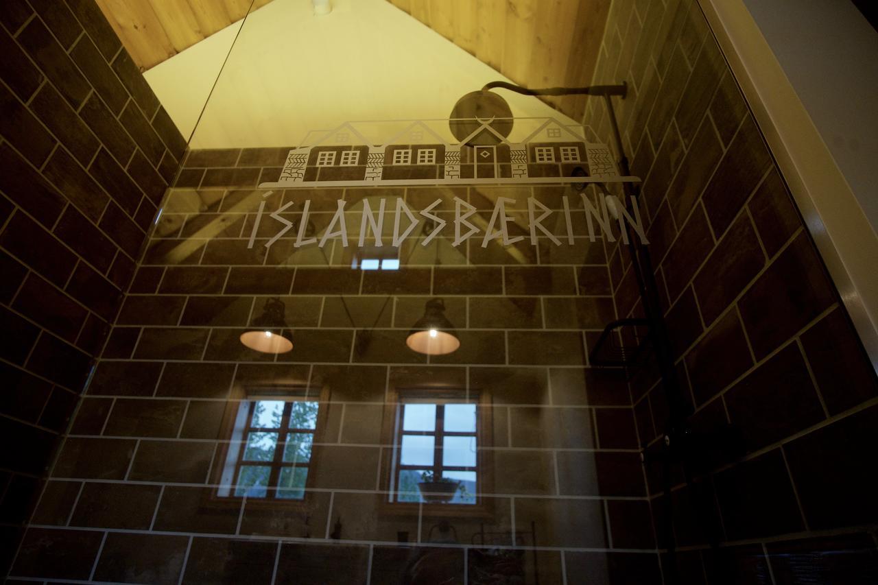 אקורירי Islandsbaerinn /Old Farm מראה חיצוני תמונה